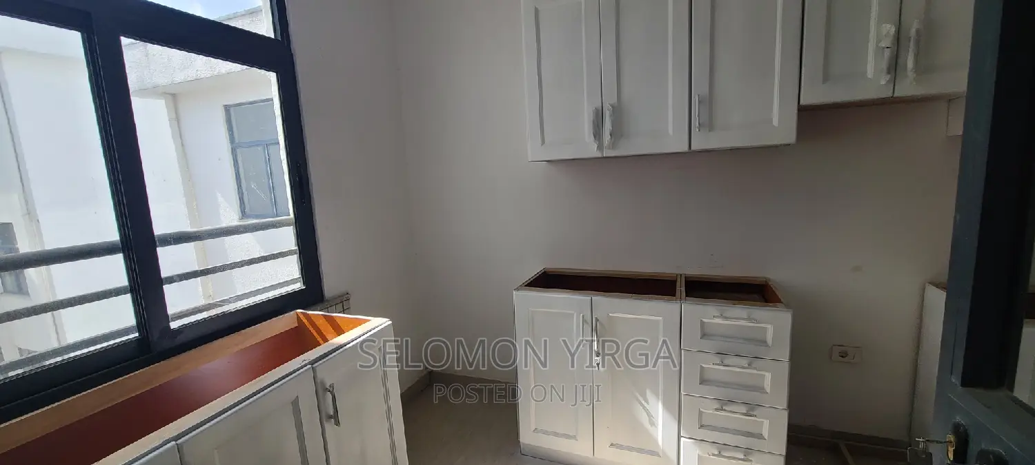 3bdrm Apartment in Adis Abba, Bole for rent