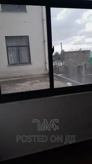 2bdrm Apartment in የግል ቅንጡ አፓርትመንት, Bole for sale