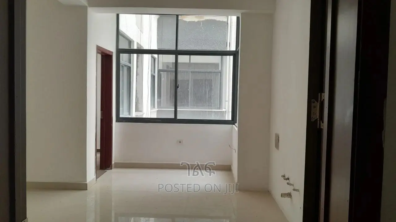 1bdrm Apartment in የኖህ, Bole for sale
