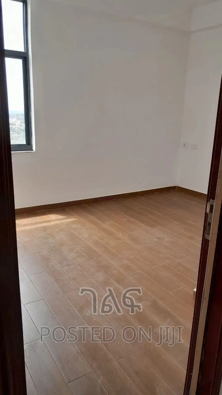 2bdrm Apartment in የግል ቅንጡ አፓርትመንት, Bole for sale