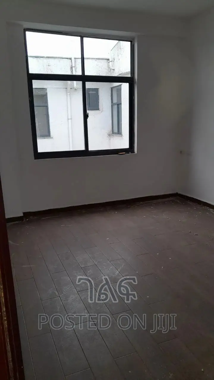 3bdrm Apartment in የግል ቅንጡ አፓርትመንት, Bole for sale