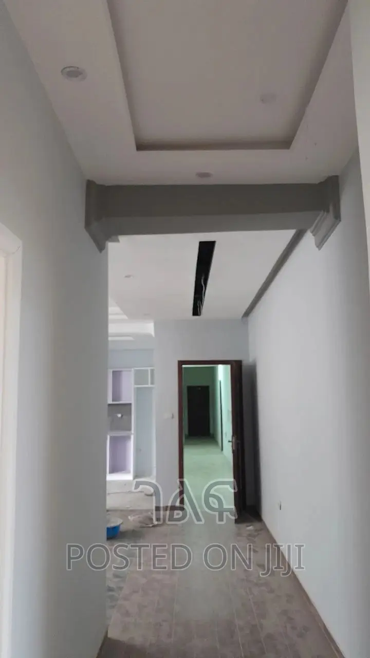 3bdrm Apartment in የግል ቅንጡ አፓርትመንት, Bole for sale
