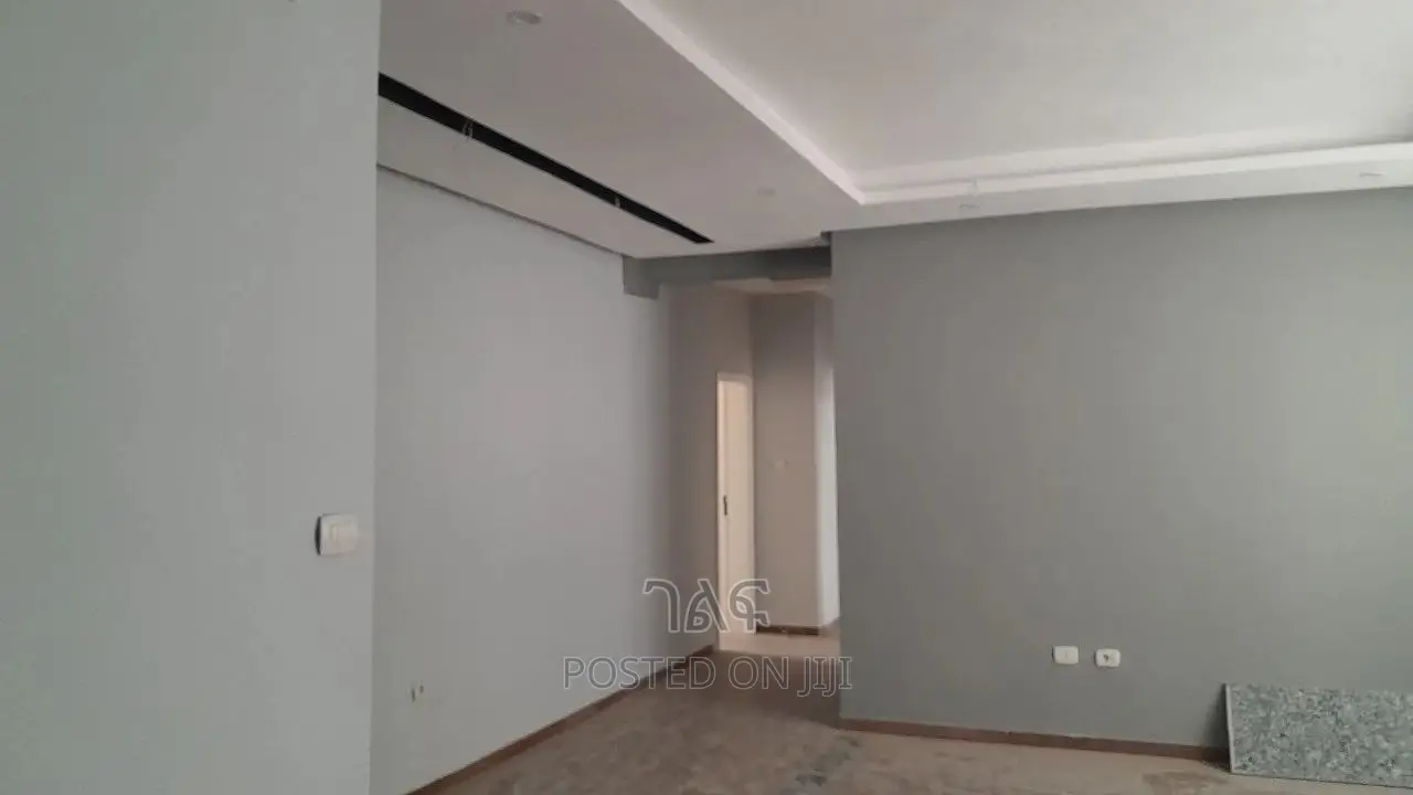 3bdrm Apartment in የግል ቅንጡ አፓርትመንት, Bole for sale