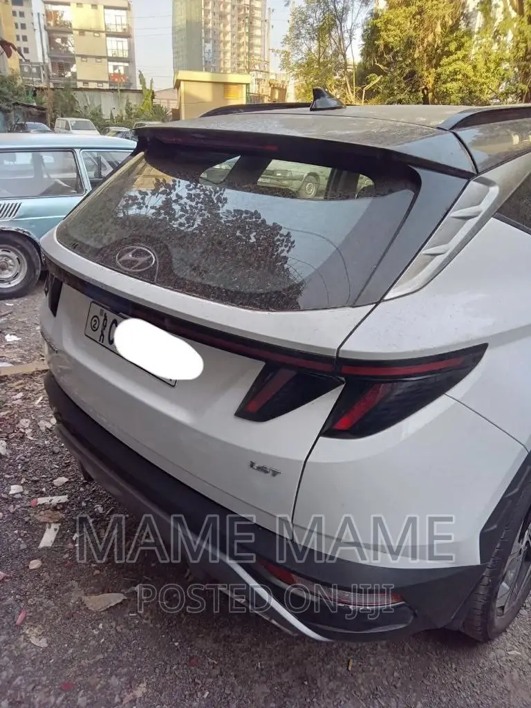 New Hyundai Tucson 2022 White