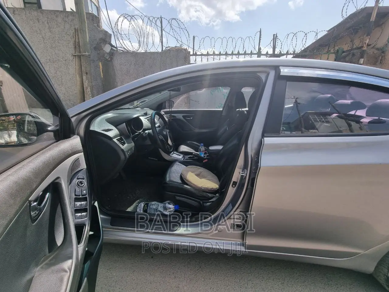 Hyundai Avante 2011 Gray