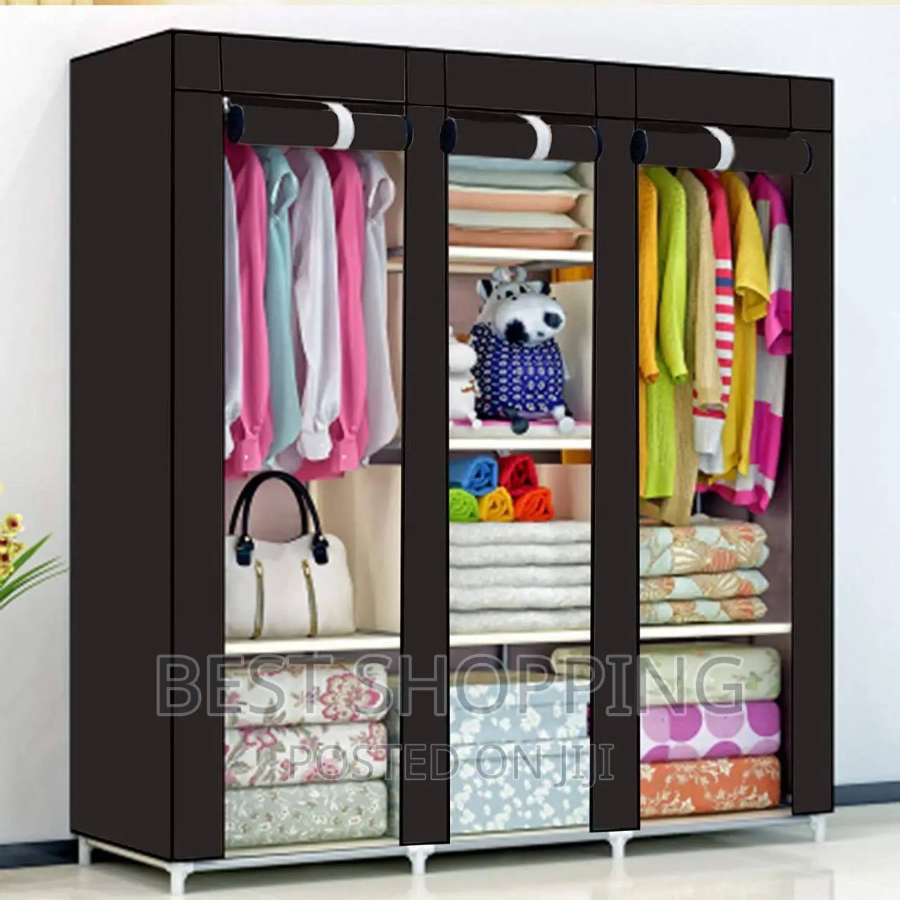 Clothes Racks የልብስ ቁም ሳጥን