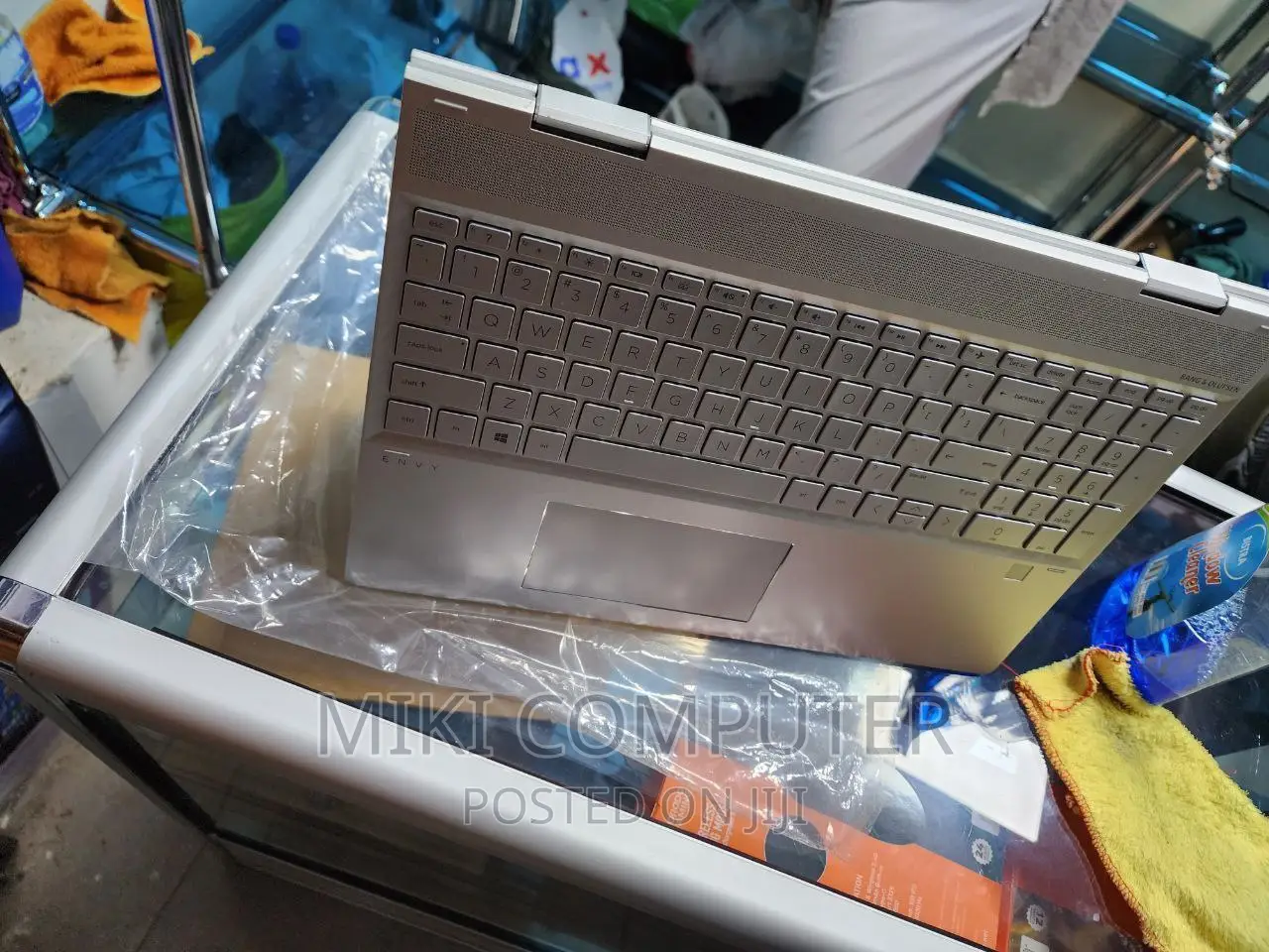 New Laptop HP Envy X360 8GB Intel Core I7 SSD 512GB
