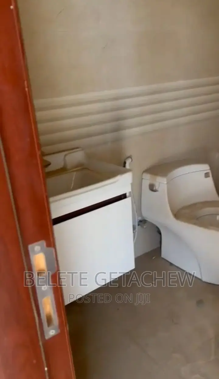 4bdrm Apartment in Figa Apartment., Bole for sale