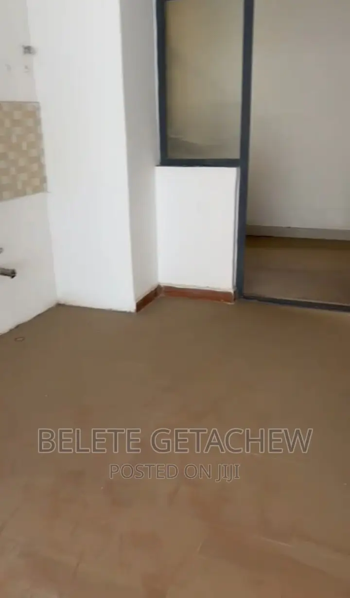 4bdrm Apartment in Figa Apartment., Bole for sale