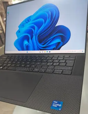 Photo - New Laptop Dell XPS 15 32GB Intel Core I7 SSD 512GB