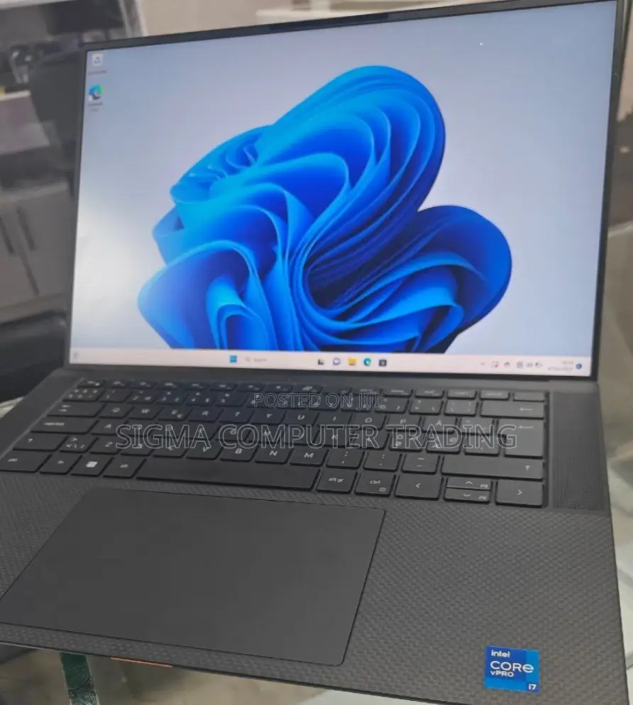 New Laptop Dell XPS 15 32GB Intel Core I7 SSD 512GB