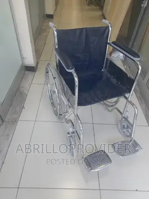 ትንሽ ያገለገለ ዌልቸር Wheelchair~Wheelchair=አልሙንዑም Wheelchair