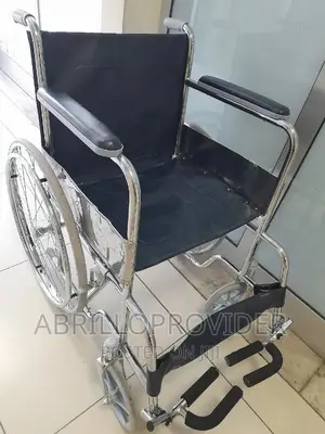Used Wheelchair የተለያዩ አይነት እና ብዛት ያላቸው ዌልቸሮች