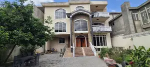 7bdrm House in Adis Abba, Bole for sale