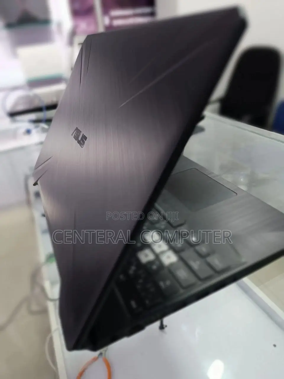 New Laptop Asus ROG Strix G15 16GB AMD Ryzen 5 SSD 512GB