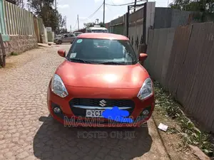 Suzuki Swift 2022 Red