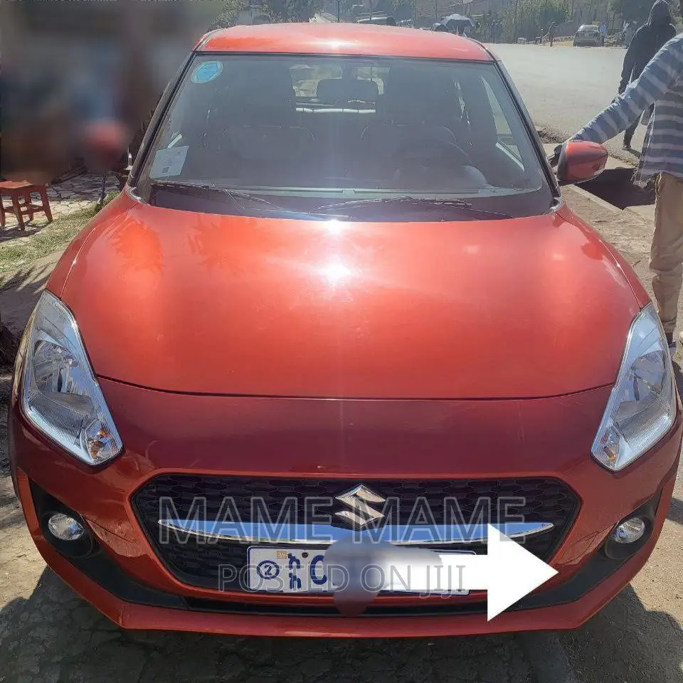 Suzuki Swift 2022 Red