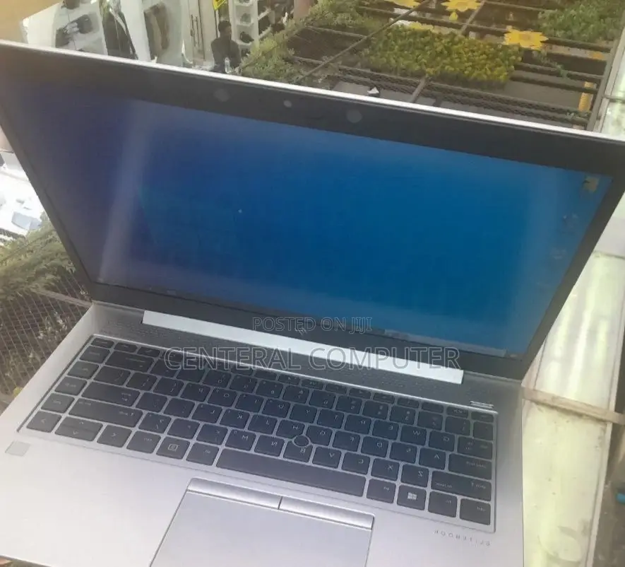 New Laptop HP EliteBook 745 G2 8GB Intel Core I5 SSD 512GB