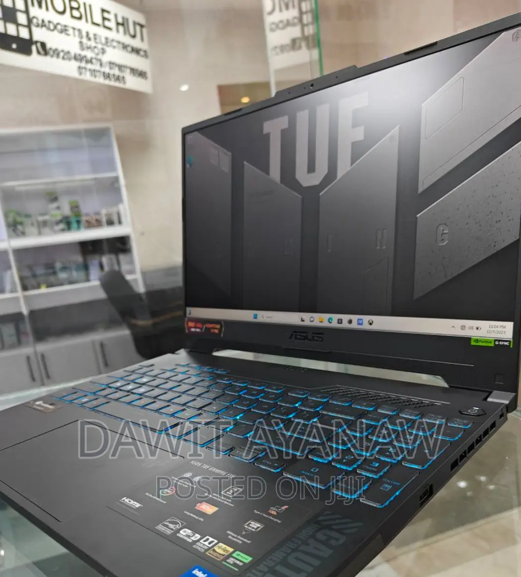 New Laptop Asus 16GB Intel Core I7 SSD 1T