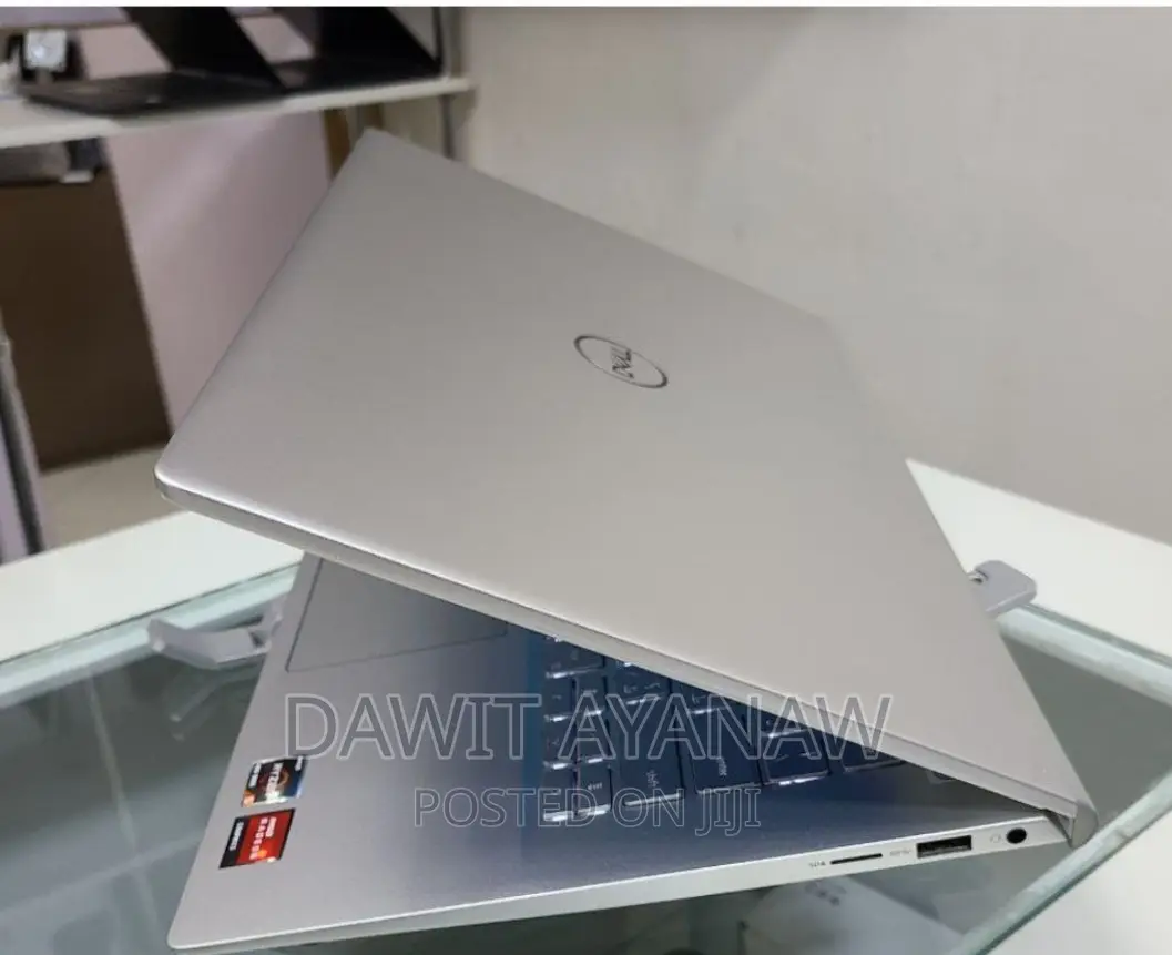 New Laptop Dell Inspiron 14 5000 8GB AMD Ryzen 5 SSD 256GB