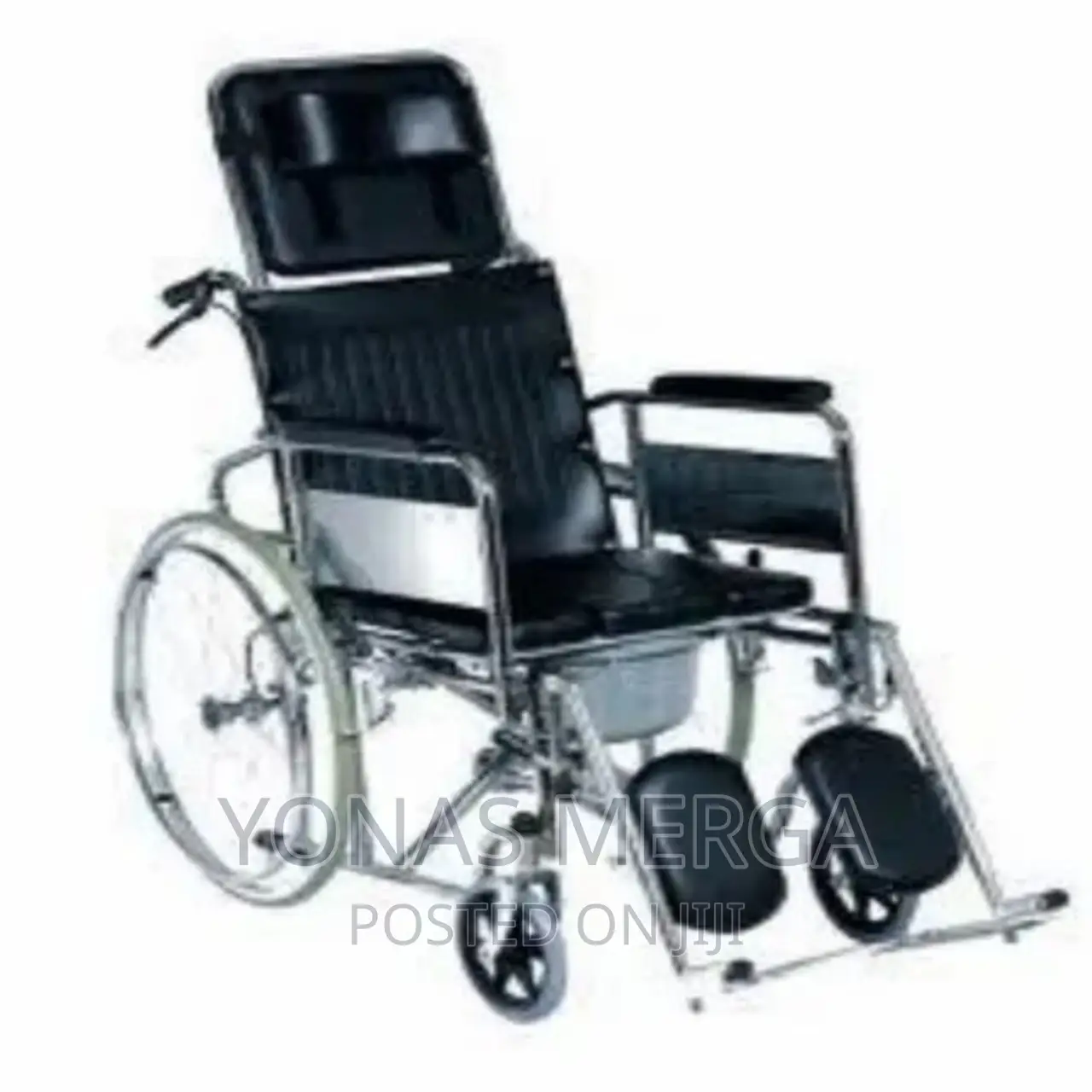 Commode Seat Makes It Easy for Patient for Personal Cleaning