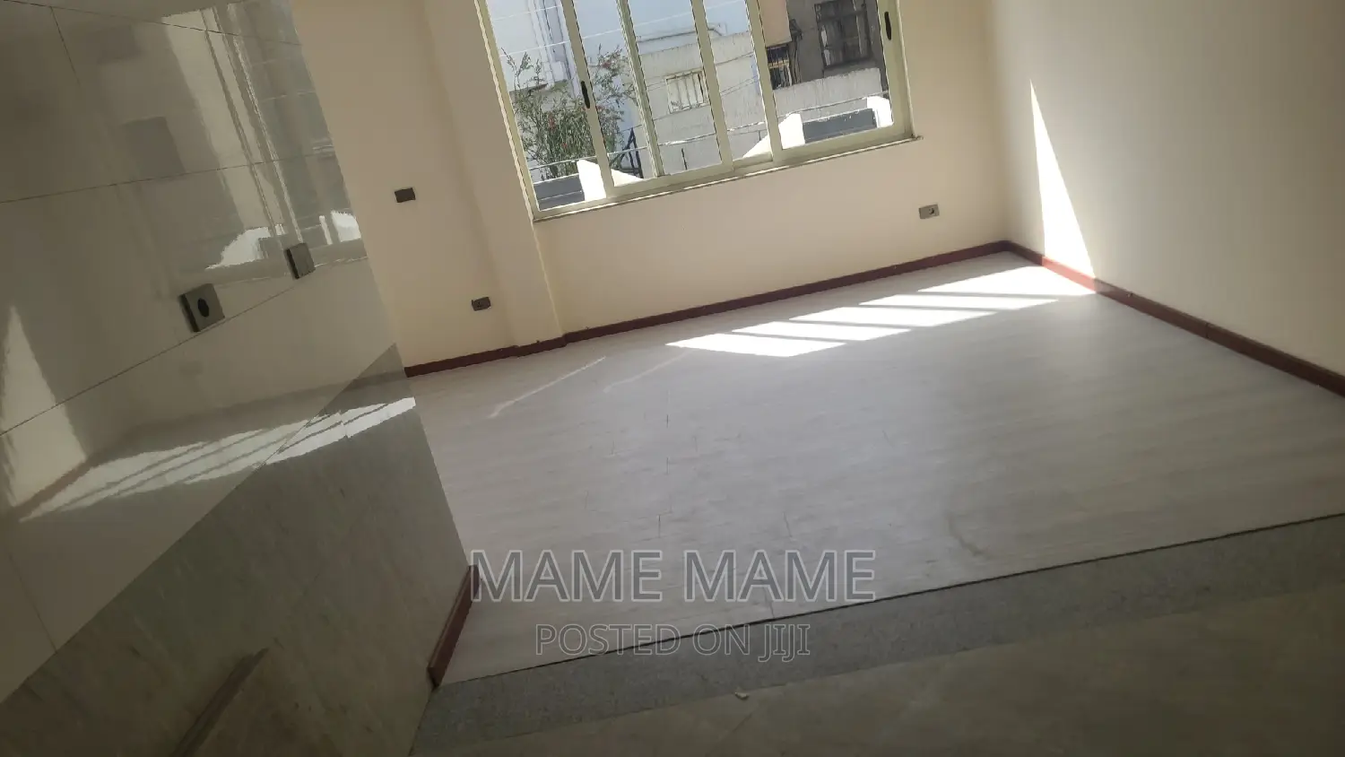 12bdrm House in Addis Abeba, Bole for rent