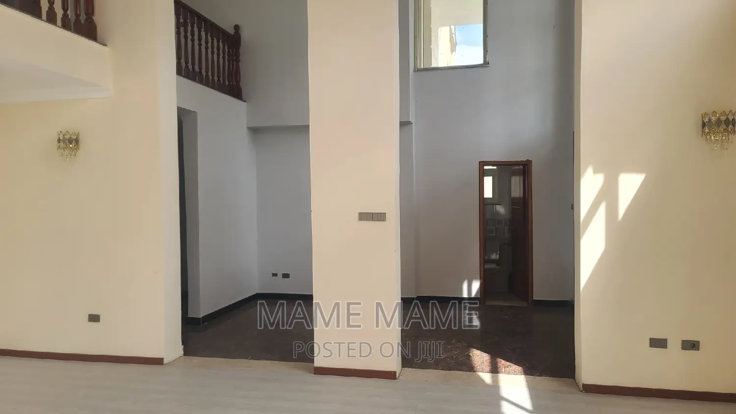 12bdrm House in Addis Abeba, Bole for rent