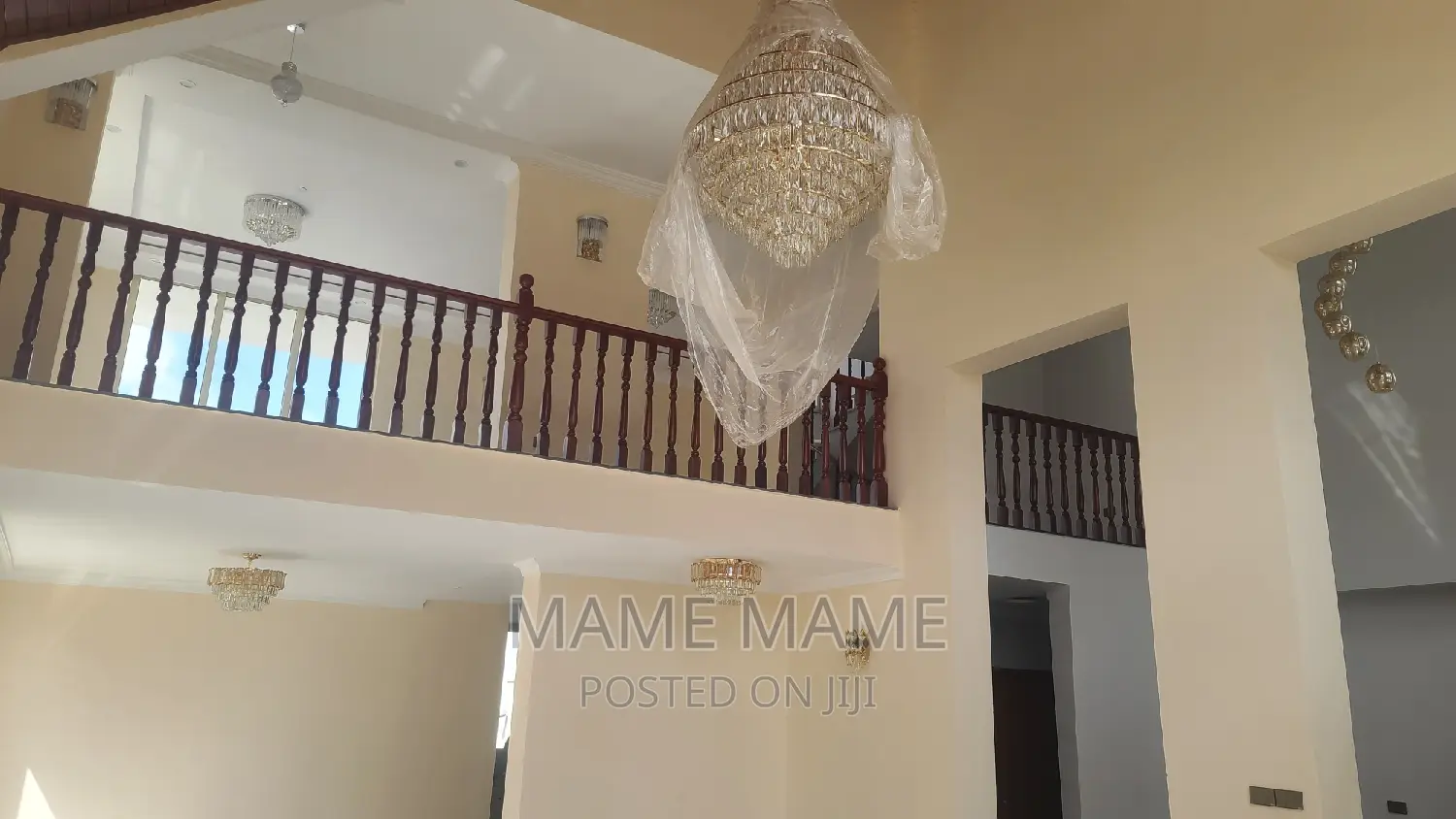 12bdrm House in Addis Abeba, Bole for rent