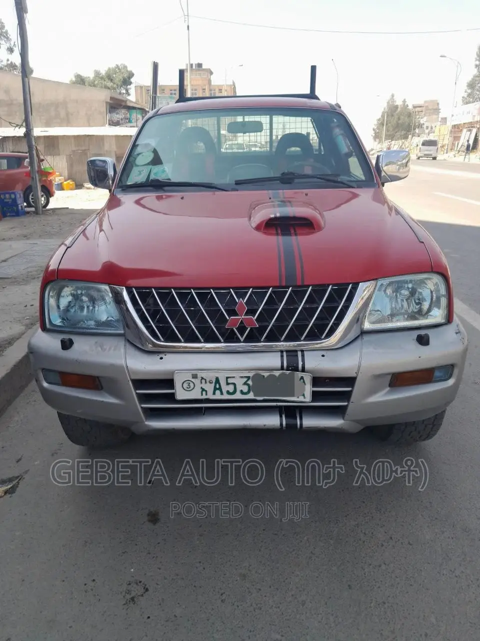 Mitsubishi Dyna Truck 2004 Red