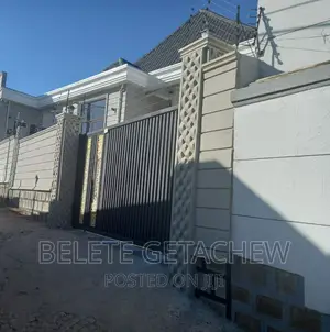 3bdrm Villa in Kotebe Mesalemiya, Yeka for sale