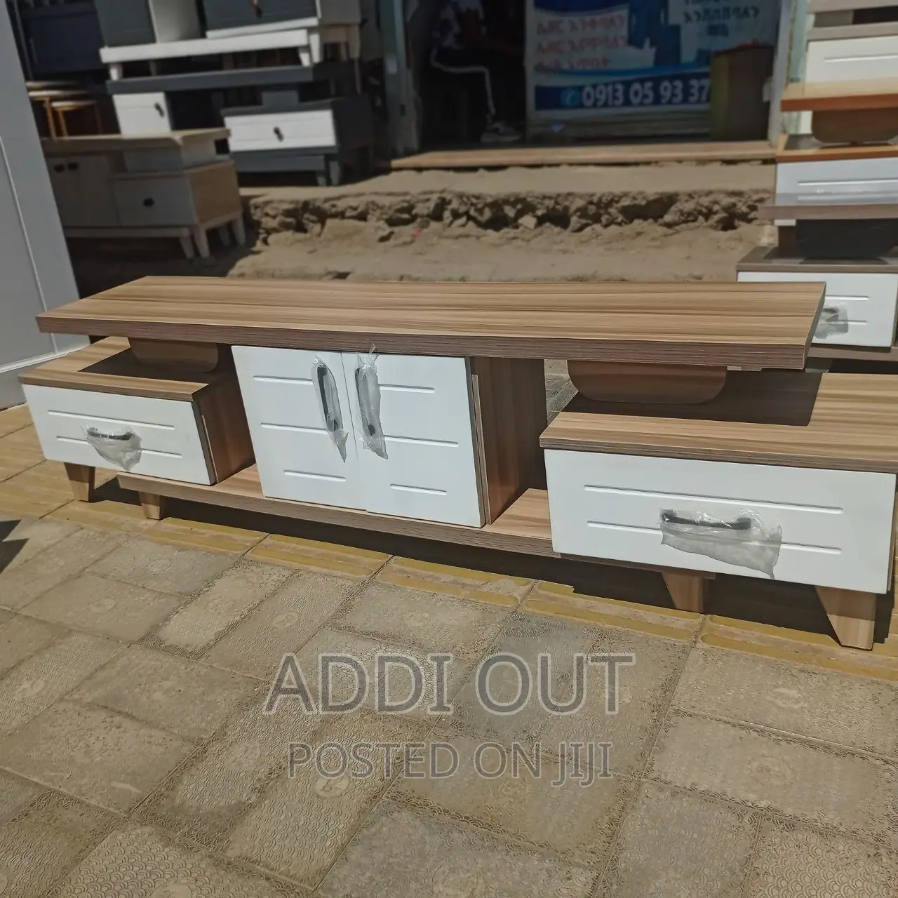 1.50ሳ.ሜ ቲቪ ማስቀመጫ