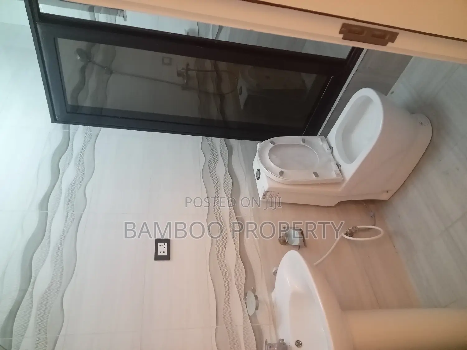 Furnished 4bdrm Duplex in Bole for sale