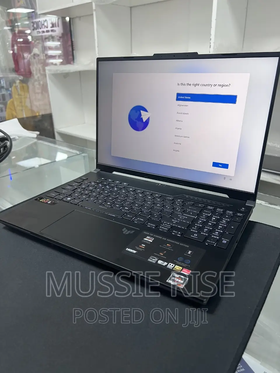 New Laptop Asus 16GB AMD Ryzen 7 SSD 512GB