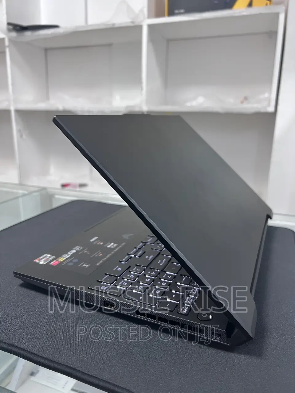 New Laptop Asus 16GB AMD Ryzen 7 SSD 512GB