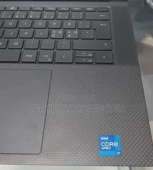 New Laptop Dell Precision 17 7720 32GB Intel Core I7 SSD 512GB