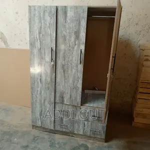 ላምኔት ቁምሳጥን