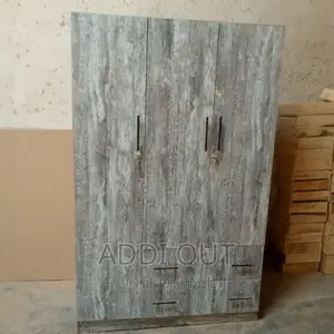 ላምኔት ቁምሳጥን