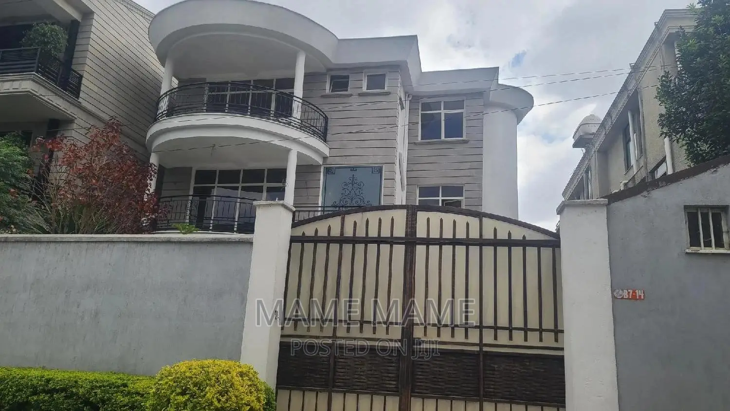 6bdrm House in Addis Abeba, Bole for sale