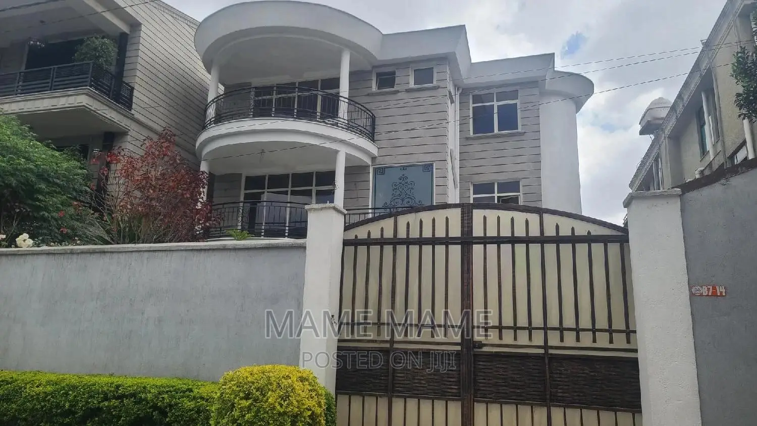 6bdrm House in Addis Abeba, Bole for sale