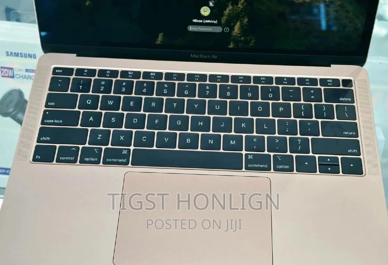 New Laptop Apple MacBook 2019 8GB Intel Core I5 SSD 128GB