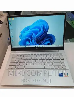 New Laptop HP Pavilion 15 8GB Intel Core i5 SSD 512GB