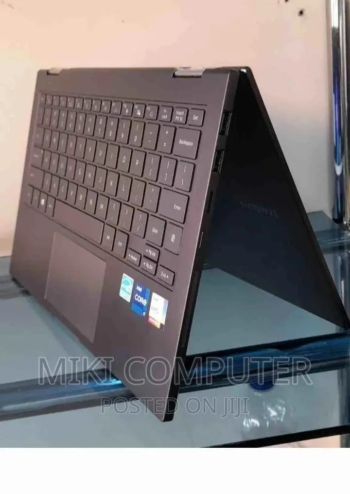 New Laptop Samsung NP-X360 16GB Intel Core i7 SSD 512GB