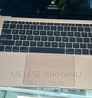 New Laptop Apple MacBook Air 2019 8GB Intel Core I7 SSD 128GB