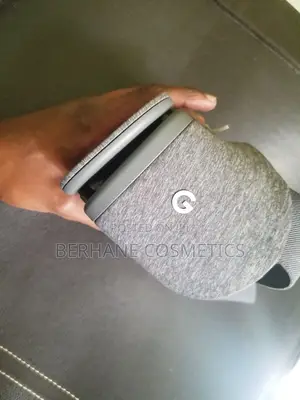 Google Day Dream View (VR) Virtual Reality