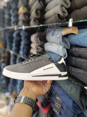 Photo - Adidas Balenciga Orginal