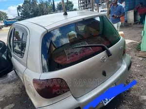 Toyota Vitz 2003 Gray