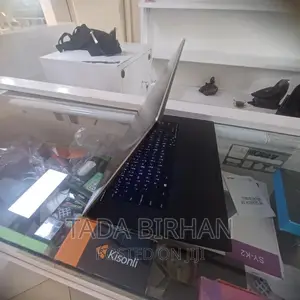 New Laptop Dell Latitude 5310 8GB Intel Core I7 HDD+SSD 512GB