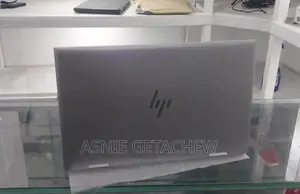 New Laptop HP Envy X360 8GB Intel Core i5 SSD 512GB