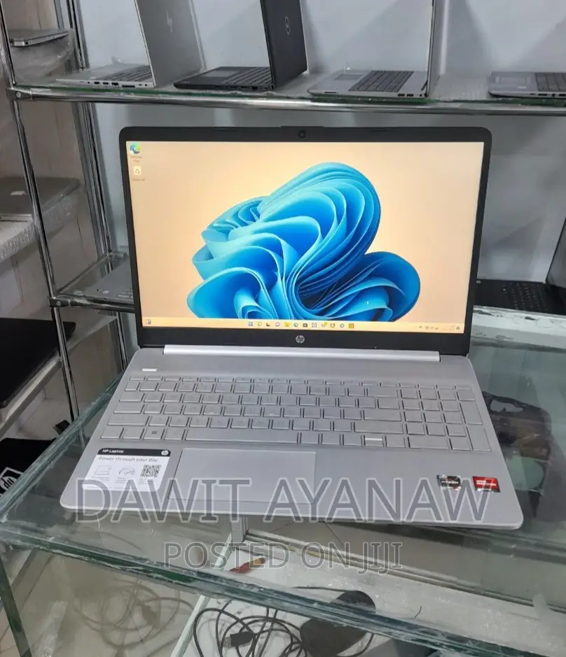 New Laptop HP Stream Notebook 8GB AMD Ryzen 5 SSD 512GB