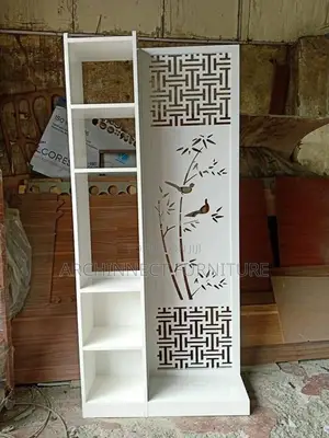 Photo - Studio Apartment Divider